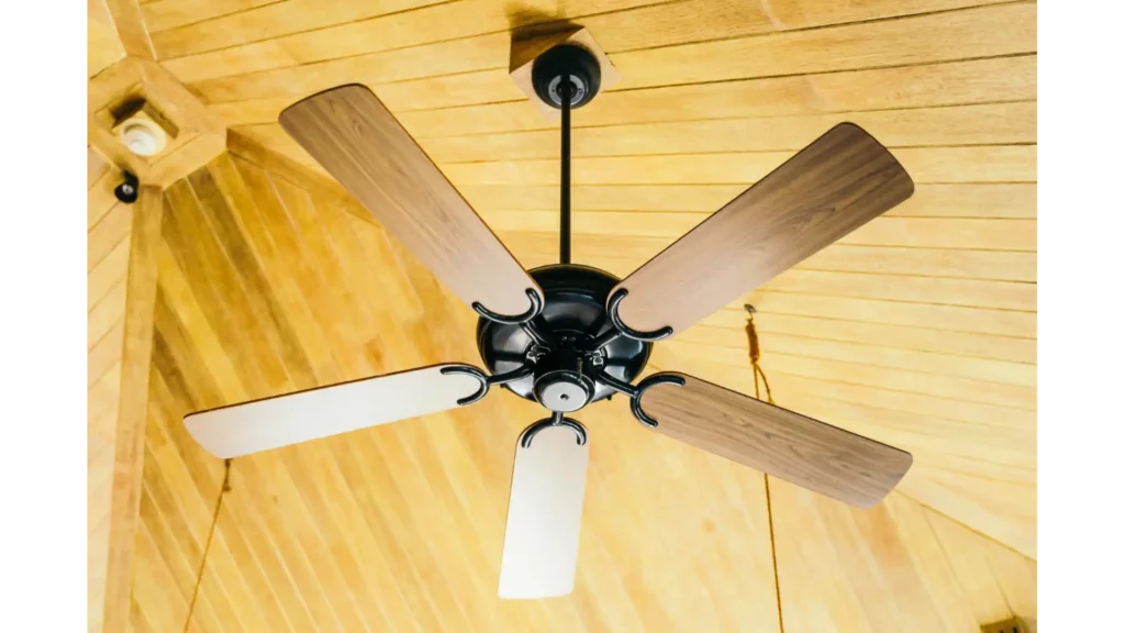 How Much Electricity Does an Attic Fan Use